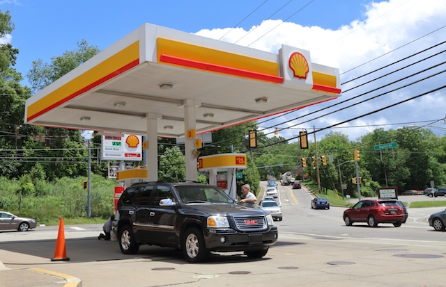 Conveniently located in Caste Village on the Corner of Baptist Road and Caste Village Lane is a full service gas station and repair facility.